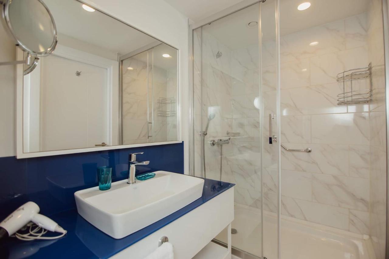 Nuage - 1St Line Sea View Apartments Batoumi Extérieur photo