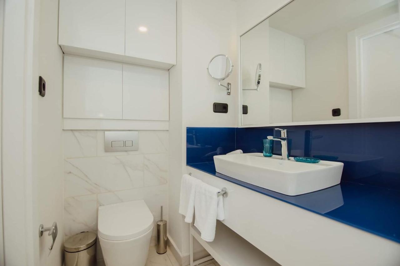 Nuage - 1St Line Sea View Apartments Batoumi Extérieur photo